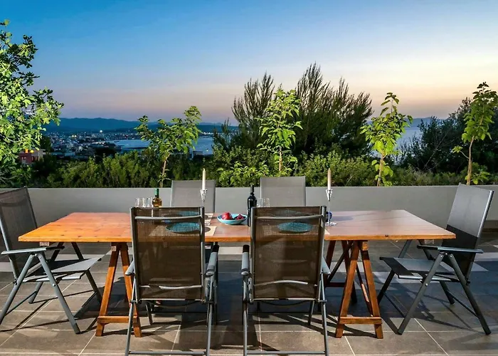 Blue Sea Chania Вілла *