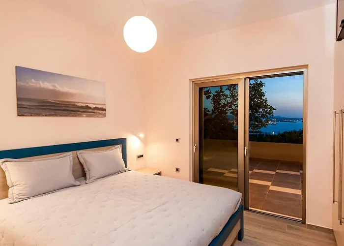 Blue Sea Chania Вілла *